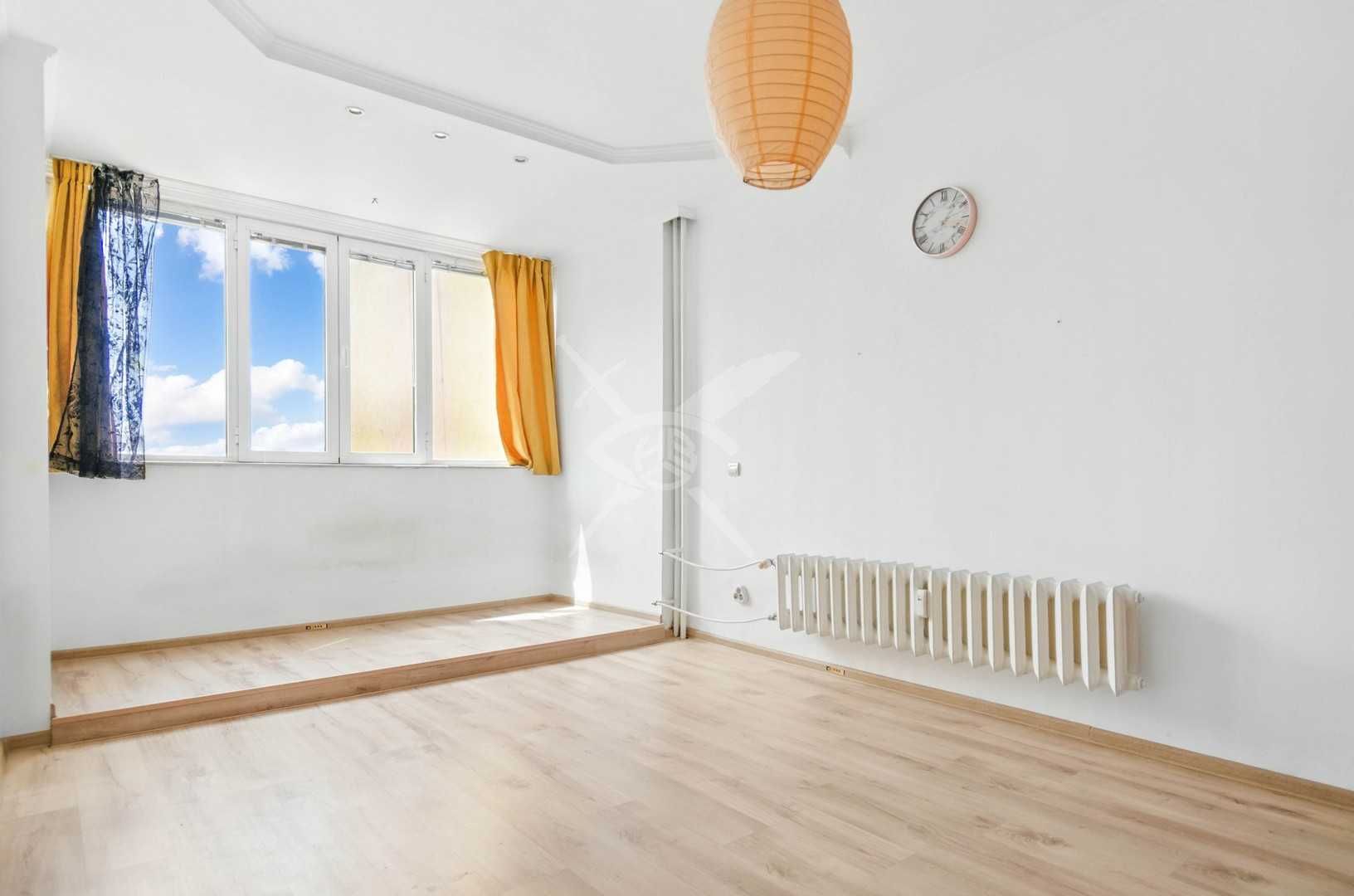 Тристаен апартамент в ж.к. Изгрев № 81154