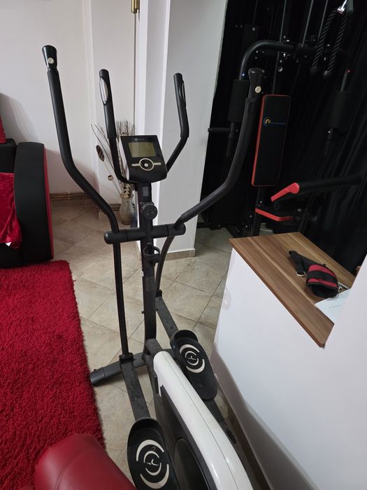 Aparat multifunctional Fit Tronic si Bicicleta eliptica Domyos