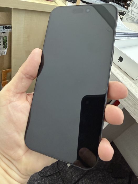 Iphone 15 PRO MAX black titanium 256gb 8gb ram 120hz IMPECABIL