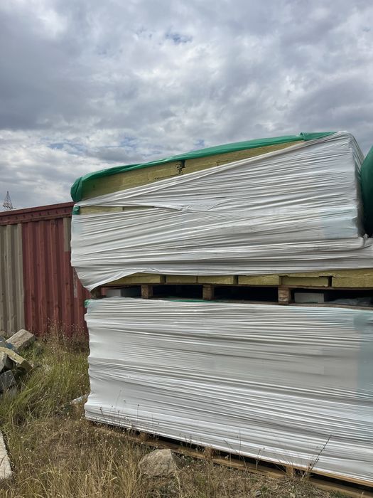 Vand vata bazaltica minerala