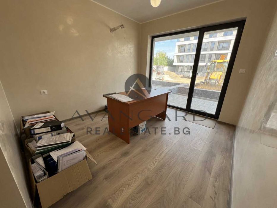 Продава се Двустаен апартамент в Пловдив, Беломорски - 131 кв.м за 1183 €/кв.м - Снимка #8