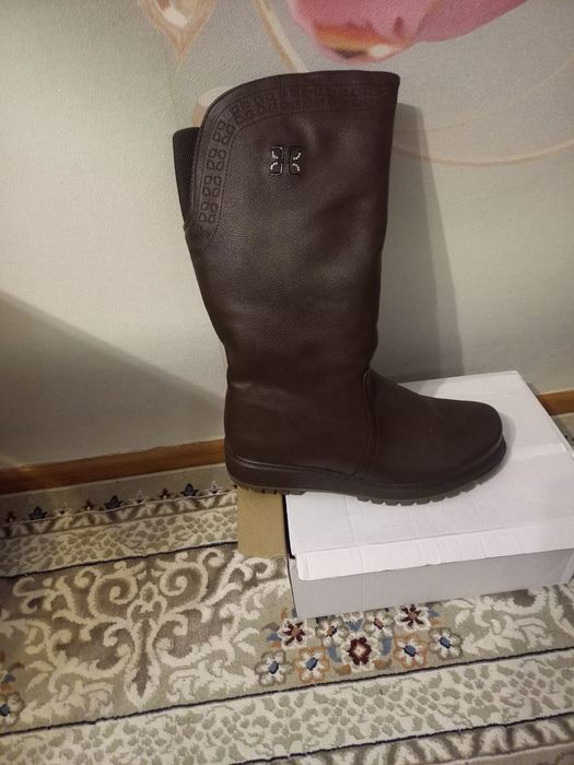 Продам сапоги зимние новые