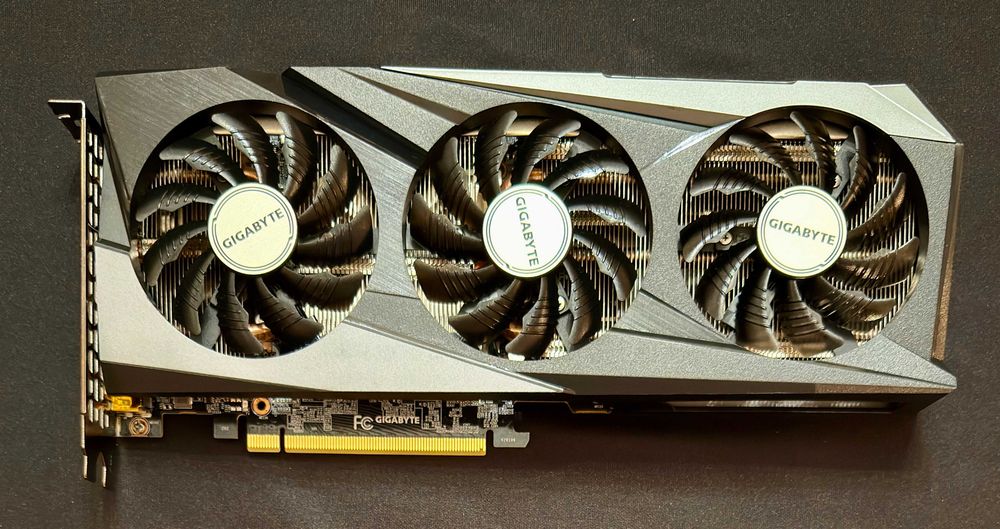 ТОП състояние Видео карта GPU GIGABYTE RTX 3060 Ti GAMING OC 8G GDDR6