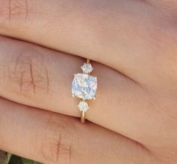 Inel de logodnă de aur, Teilor