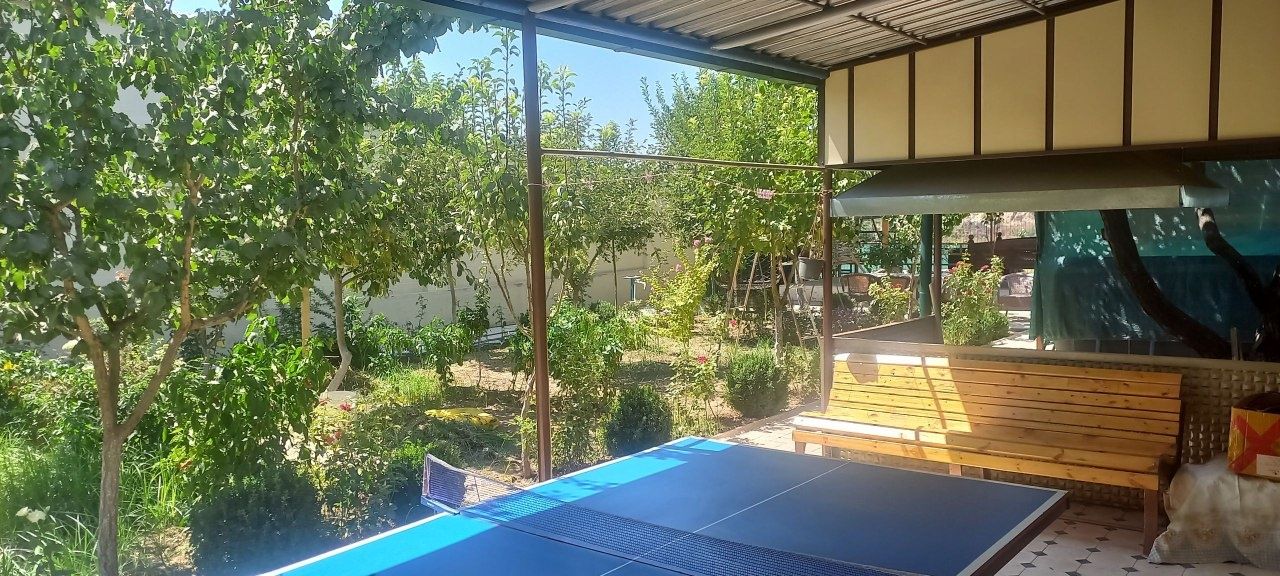 Nazarbekda Dacha Sotiladi. Anhor bo'yida. Toza xavo.