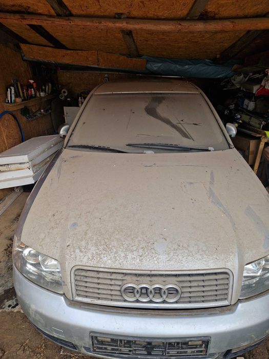 Audi A4, 2001, motorul nu porneste