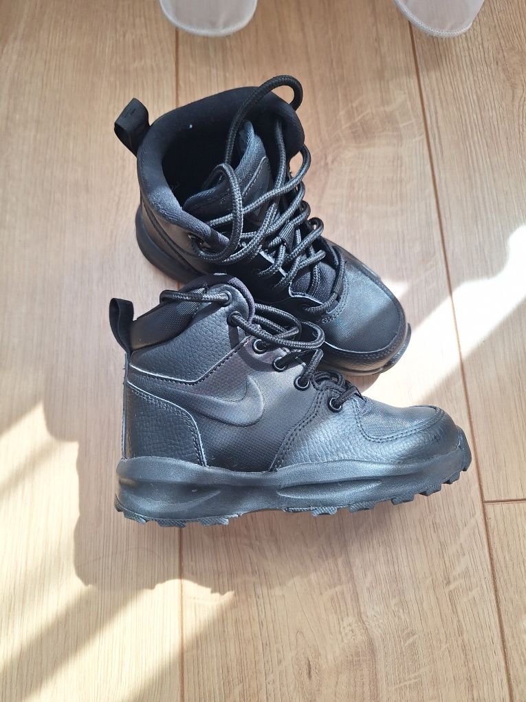Нови детски боти Nike