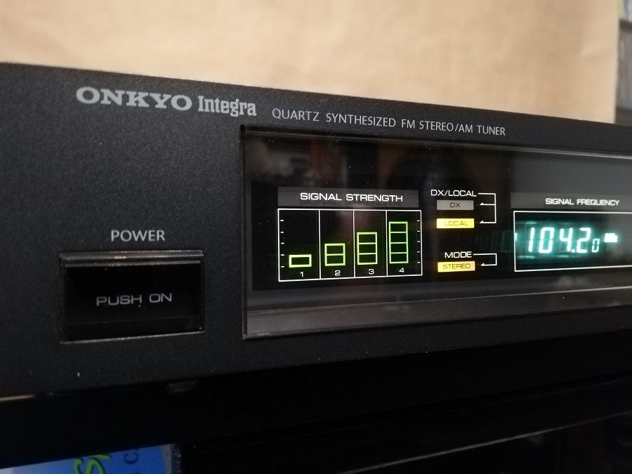 Tuner ONKYO INTEGRA T-4015 - Quartz FM Stereo - Made in Japan/Impecabi