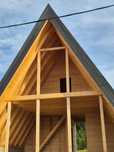 Cabana A-Frame de vânzare – Munții Apuseni, langa lacul Belis