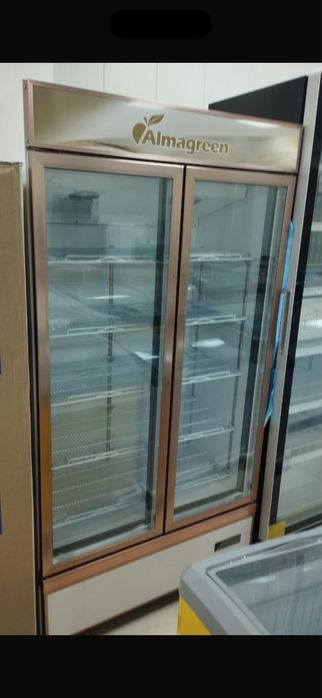 Холодильник двух дверный