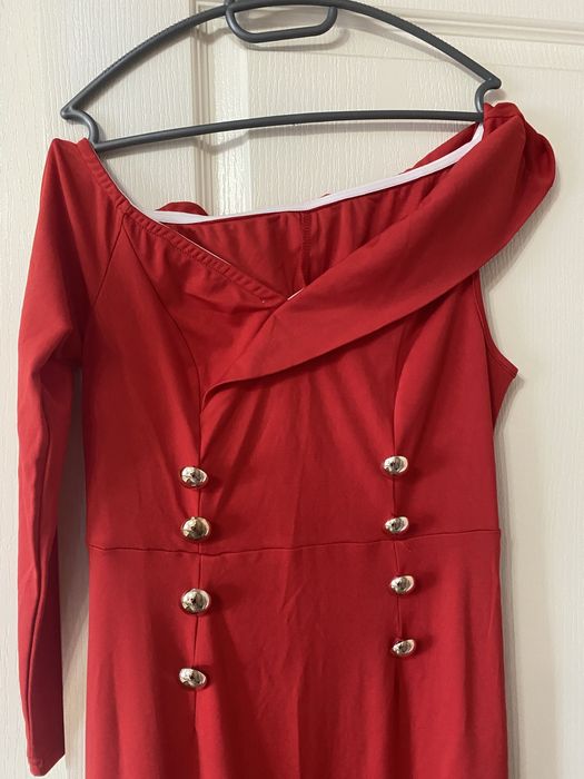 Официална рокля за повод