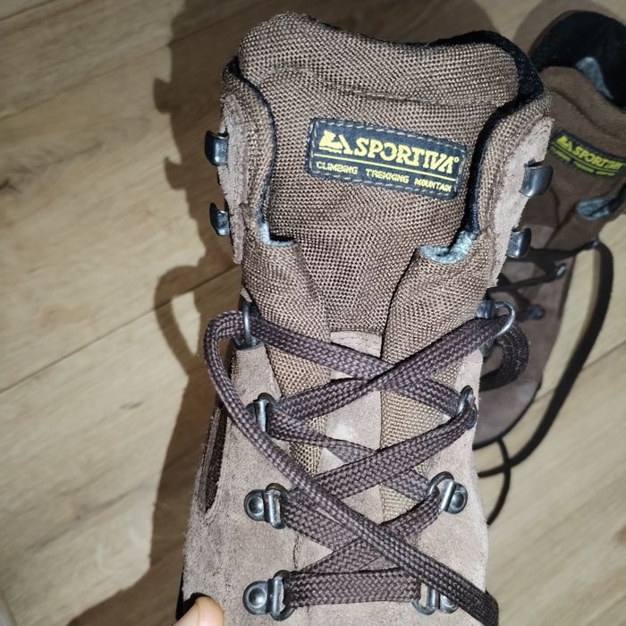 Bocanci La Sportiva nr. 39
