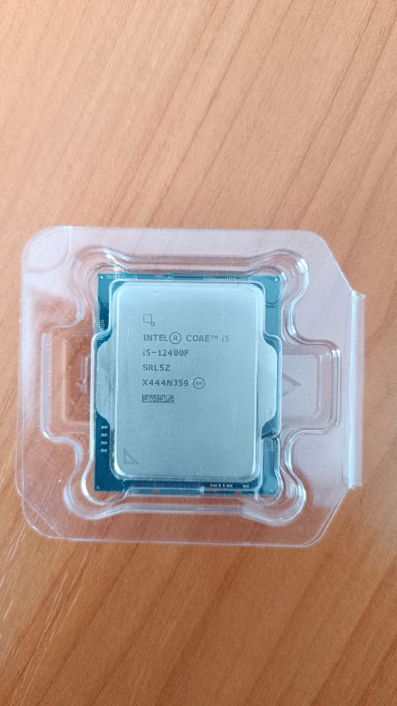 Процессор i5 12400f