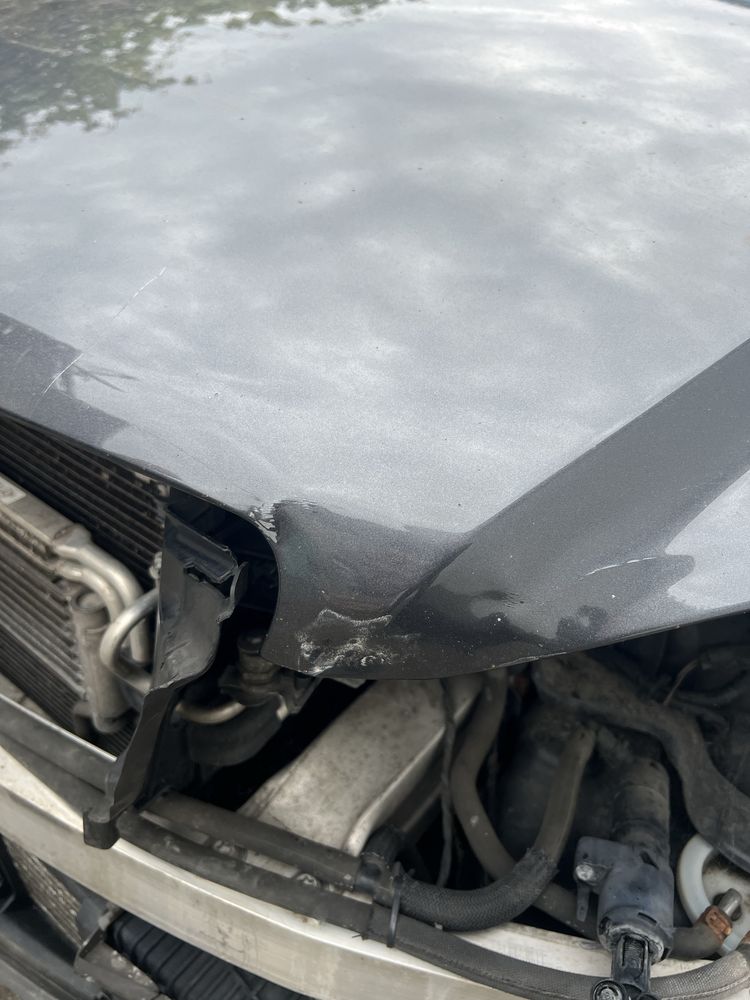 W204 преден капак префейс