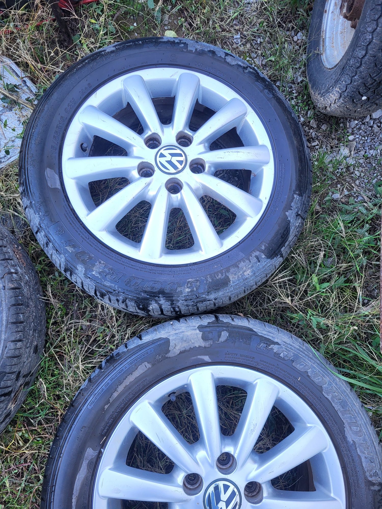 Джанти с гуми 16ки за VW, Skoda 215 55 16