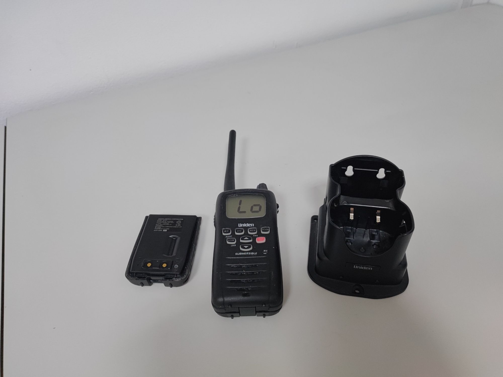 Statie radio Uniden MHS 350 submersible marine walkie talkie