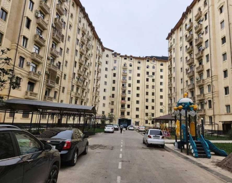 Продаётся 4-ком квартира в новостройке — Юнусабад, Алайский рынок