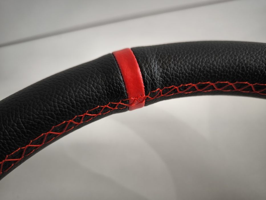 Волан спортен дълбок изнесен център кожен ОМП OMP изнесен център дрифт