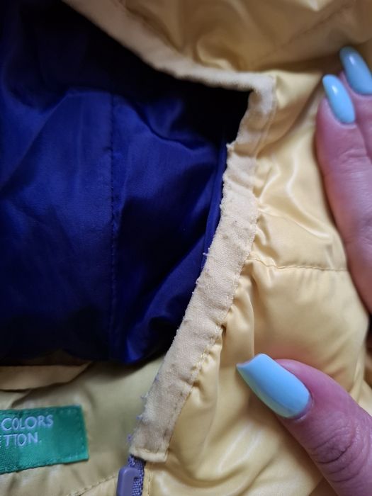 Жълто яке размер 82 benetton