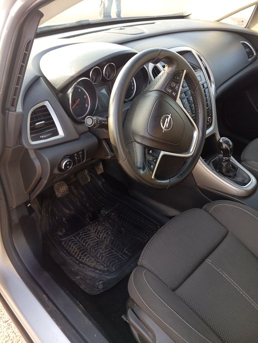 Opel Astra J Sport Tourer 1.7cdti