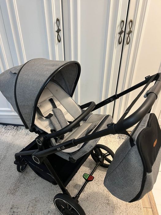 Продам детскую коляску