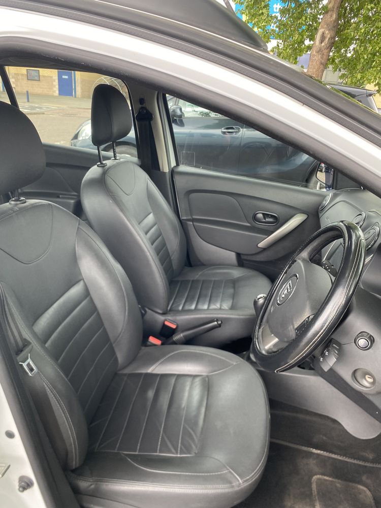 Dezmembrez dacia logn mcv 1,5 diesel