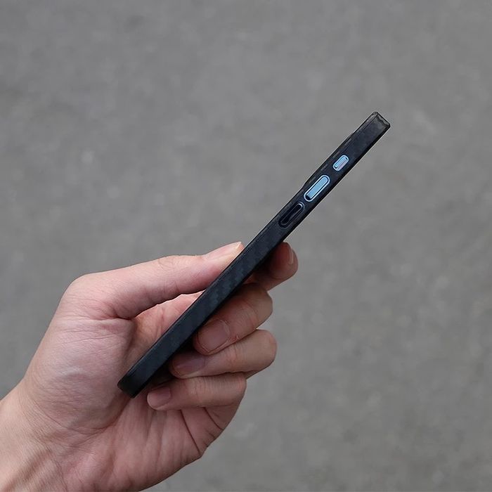 Iphone 13/14/15/16 PRO MAX PLUS Husa Silicon Slim 0,2mm Imitatie Carbo