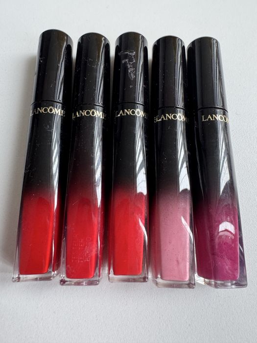 Luciu de buze Lancome 50 lei/buc