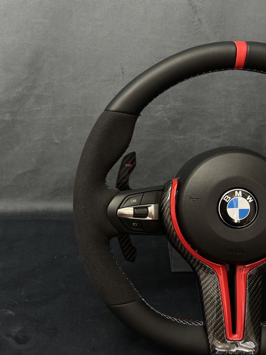 Volan custom BMW M Performance carbon/alcantara