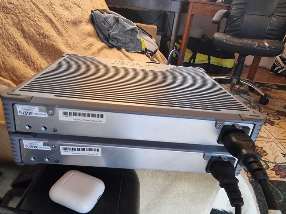 2 switch juniper ex3200-c