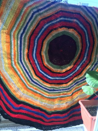 ПРОМОЦИЯ-Продавам ръчно плетен килим