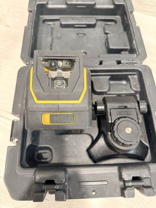 Лазерен нивелир Dewalt