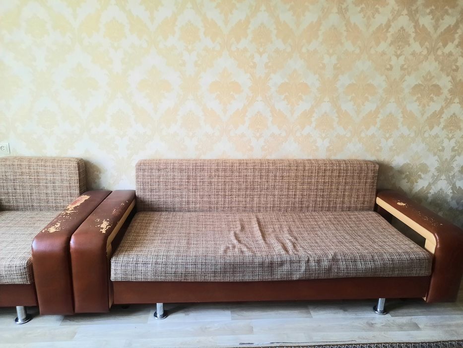 Комплект диван + раскладной кресла.