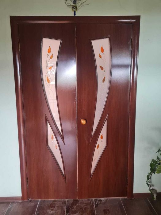 Продается Диск на К5,Двери,Люстры