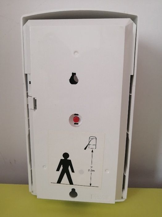 Диспенсер-автомат для освежителя воздуха Kimberly-Clark.Цена 5 000 тн