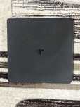 Vand PlayStation 4 Slim 1 TB