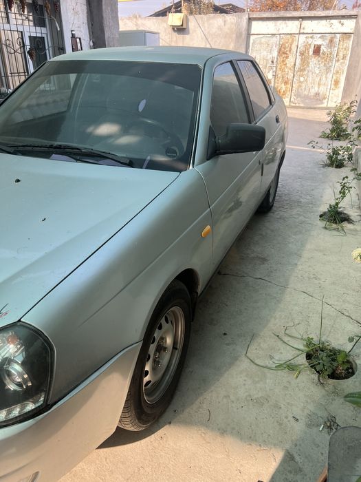 продам срочно приору