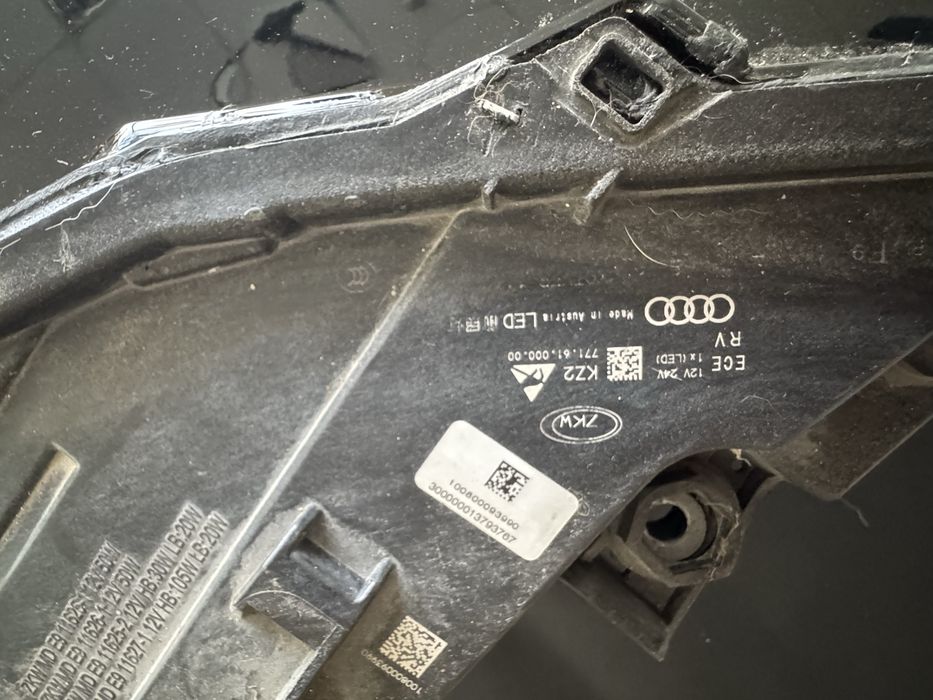 Фар за Audi Q7 4 M