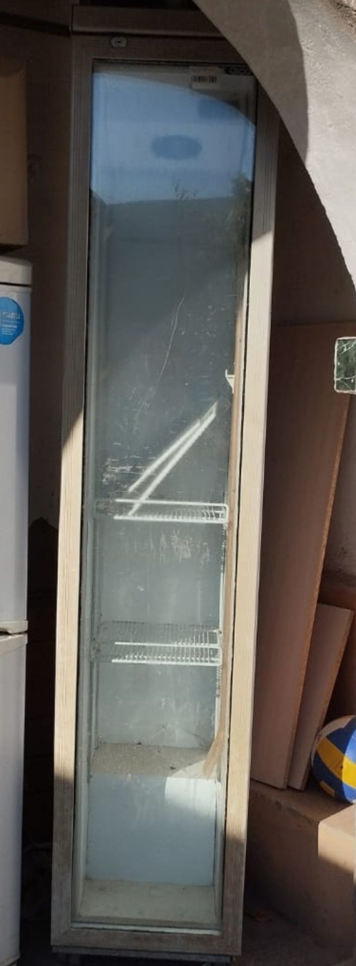 Продается холодильник на запчасти