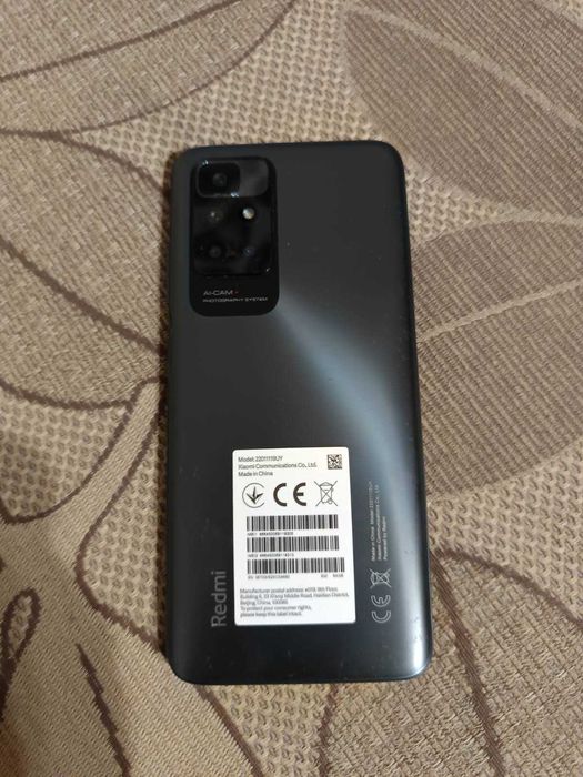 Телефон Xiaomi Redmi 10