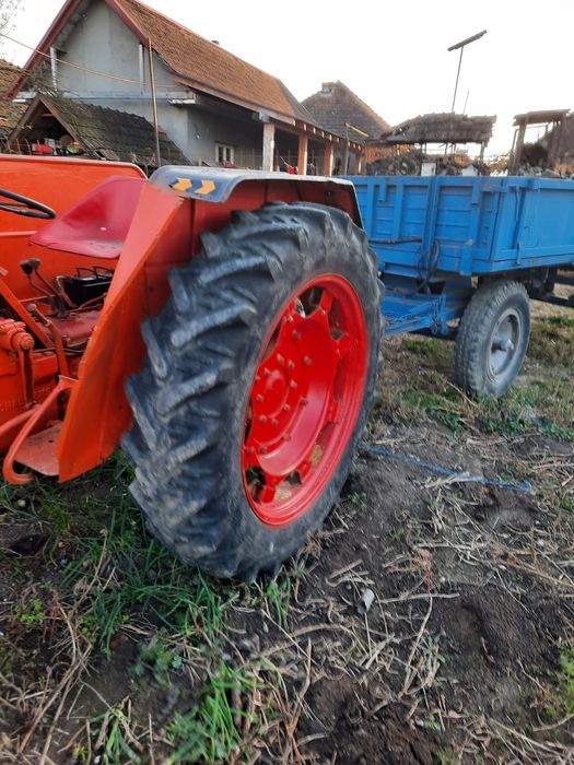 Tractor fiat + remorca