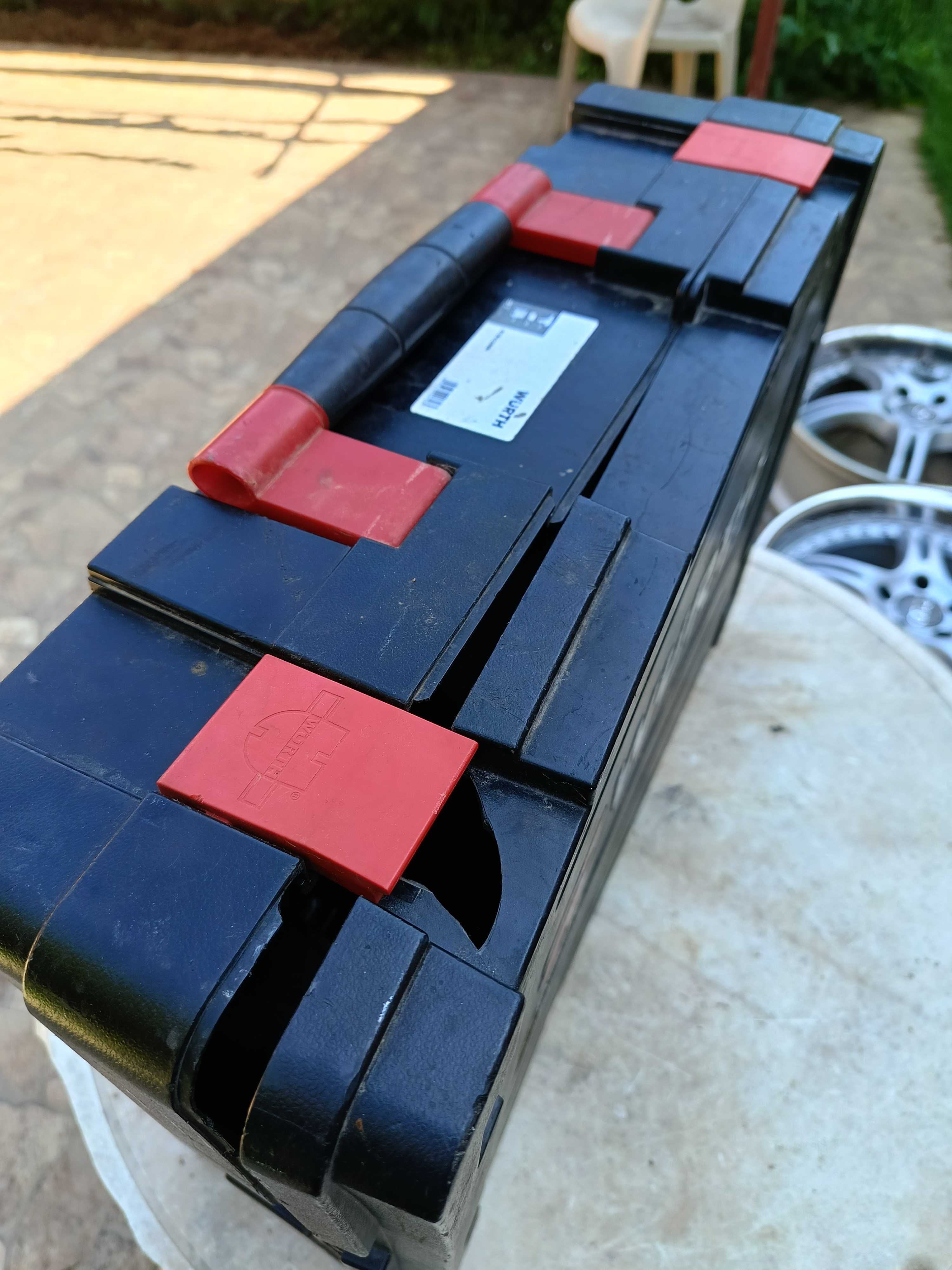 Винтоверт WÜRTH  28V - ударен, батерията е отлична
