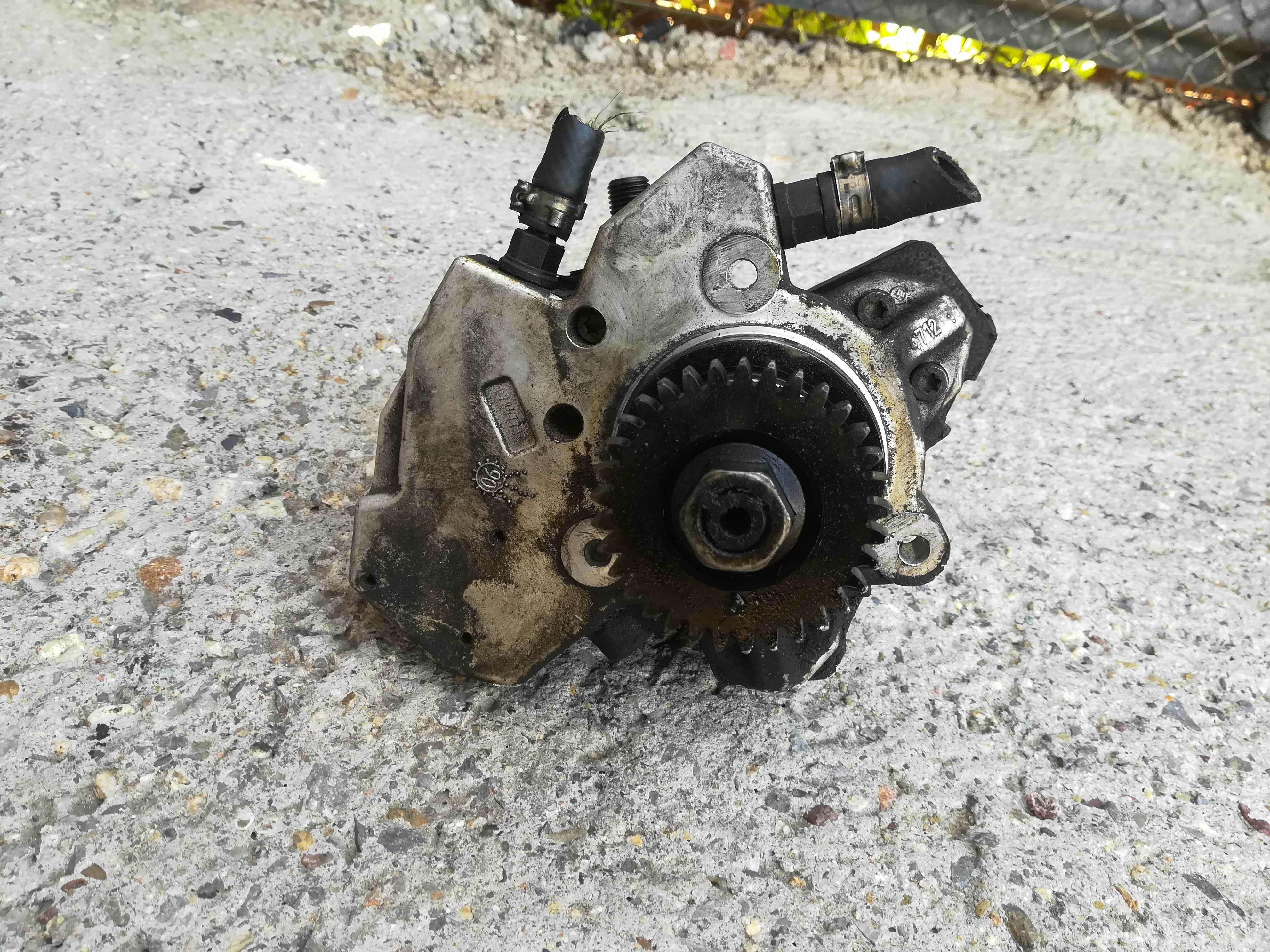 Помпа високо налягане Chrysler 300c 3.0 CRD Mercedes CDI Крайслер 300Ц