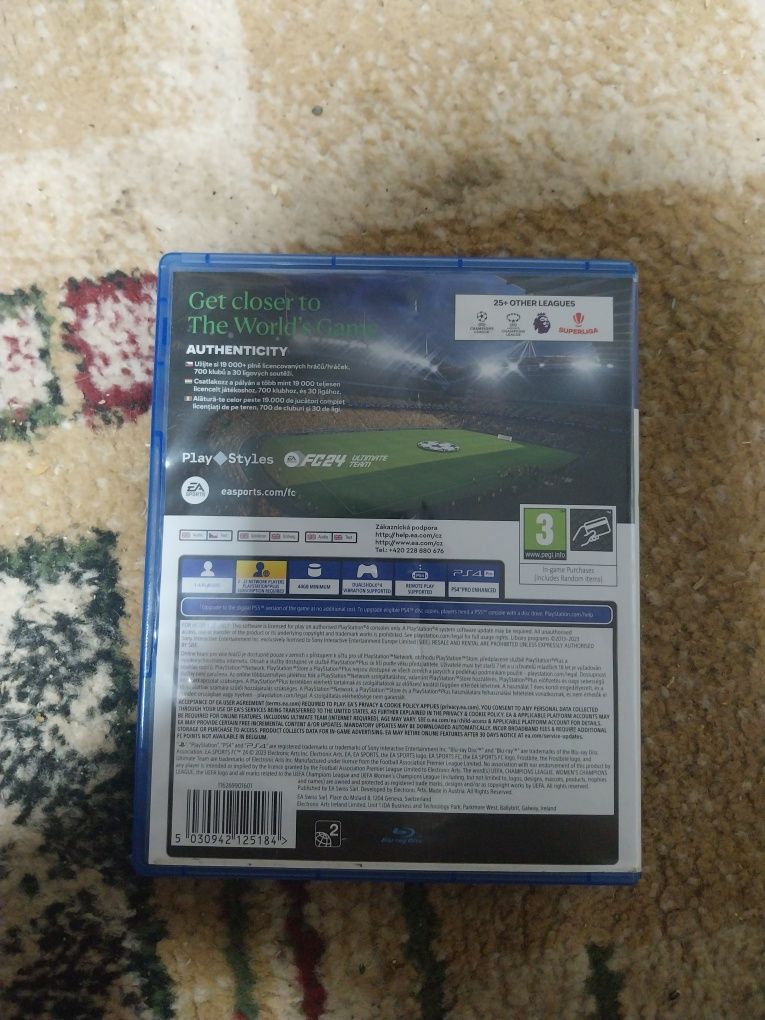 FC24 PS4 la schimb cu Asasin Creed.