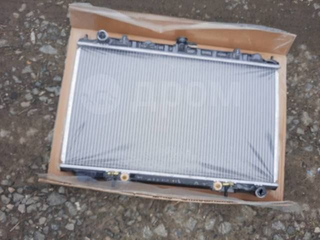 Радиатор на максима/цефиро/maxima/cefiro a32, primera p10/p11