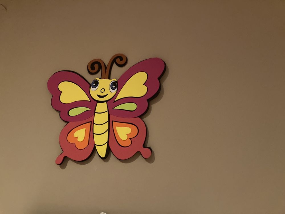 decoratiuni perete camera copilului