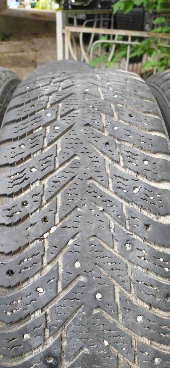 Шины nokian hakkapeliitta 8 SUV 225 65 R17
