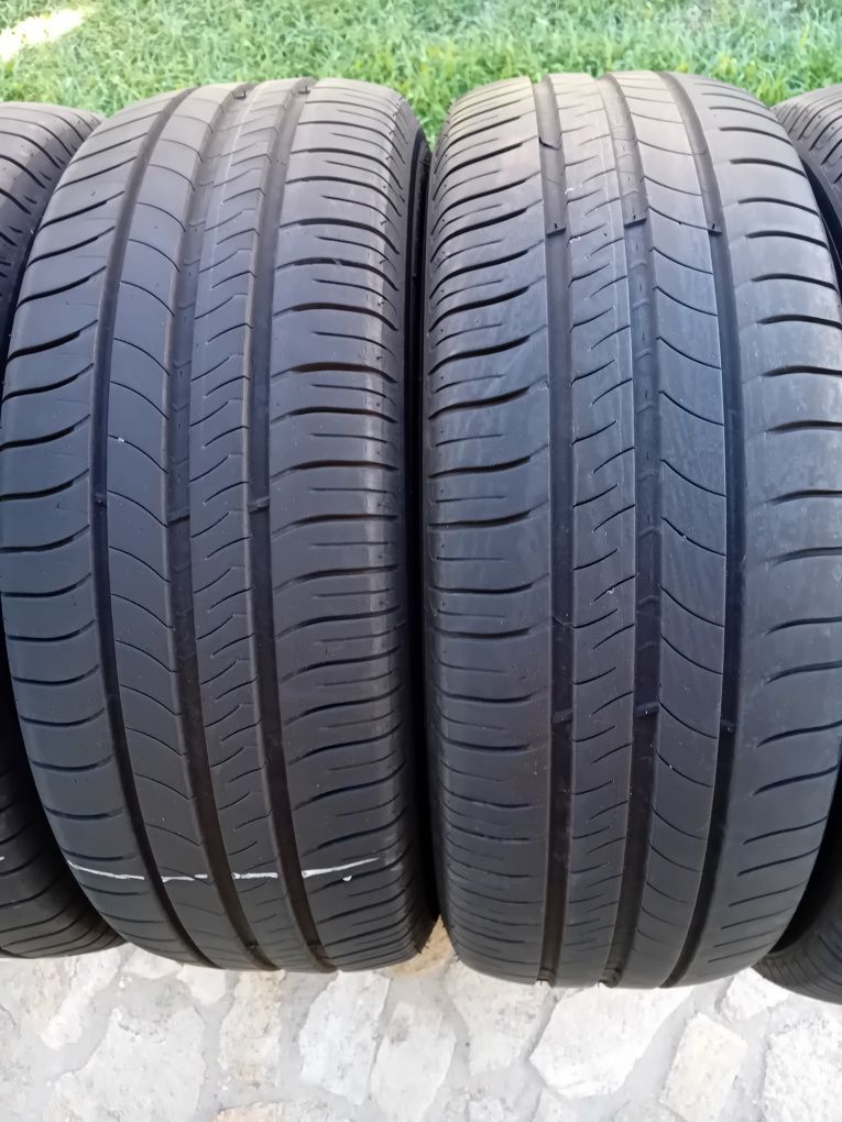 205 60 16 Michelin Energu saver