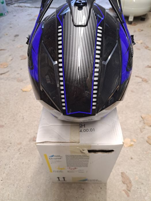 Кросова каска за дете