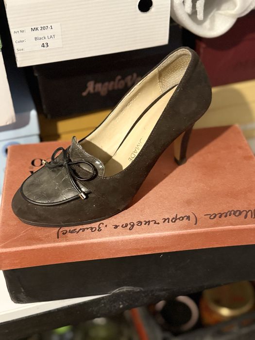 Продам женскую обувь ноаую и б/у